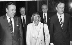 8_1986-frankfurter-musikpreis-mit-dr-walther-wallmann-imuam.jpg